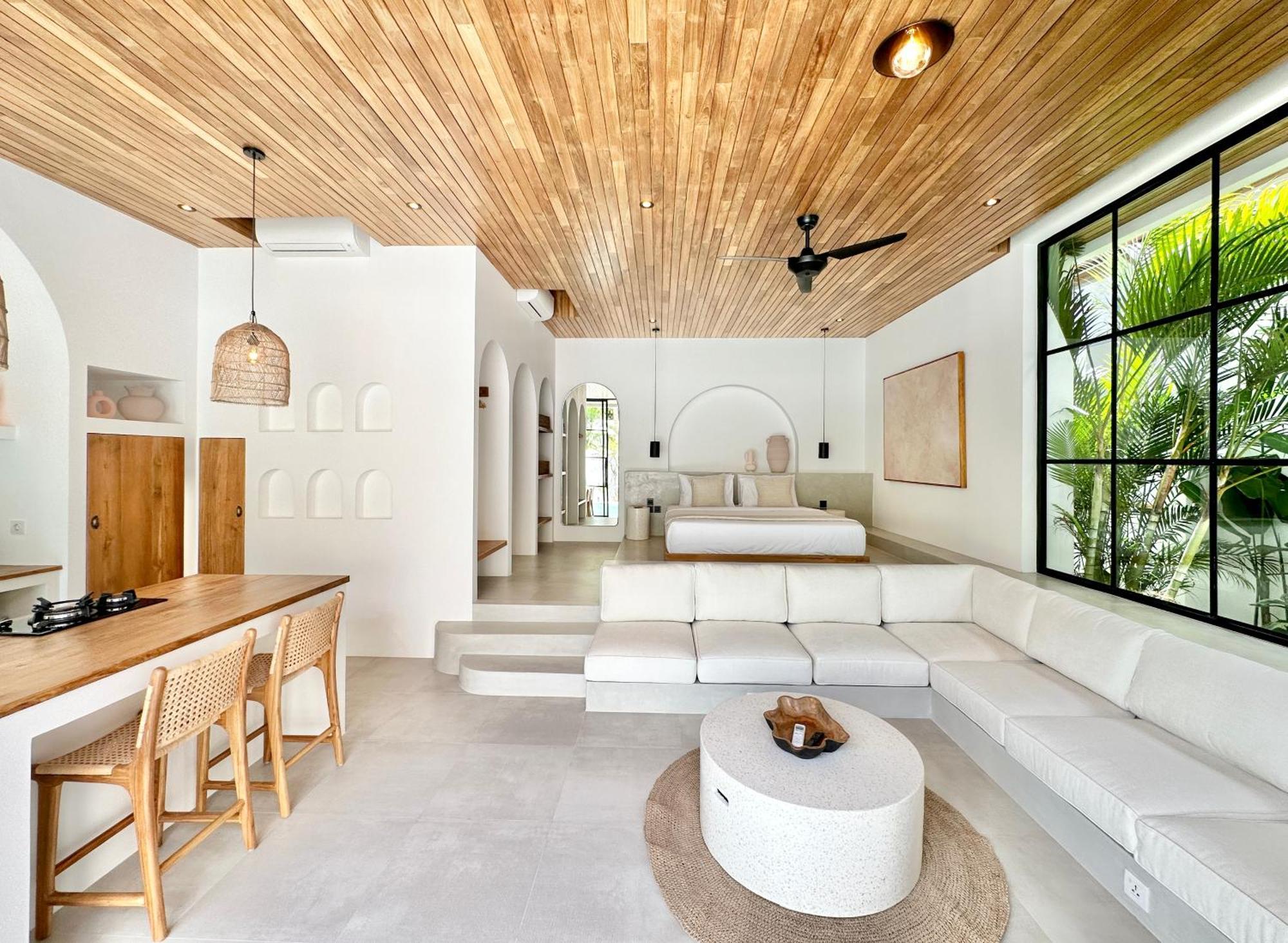 The Suites By The Young Villas Улувату Экстерьер фото